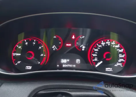 2015 Dodge Dart Sxt z USA, uszkodzony, nr VIN 1C3CDFBB2FD316234